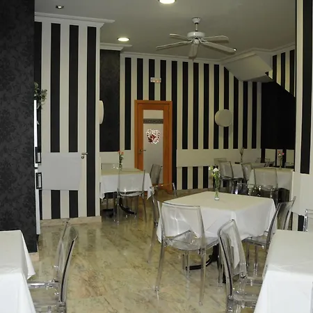 Canaima Hotel